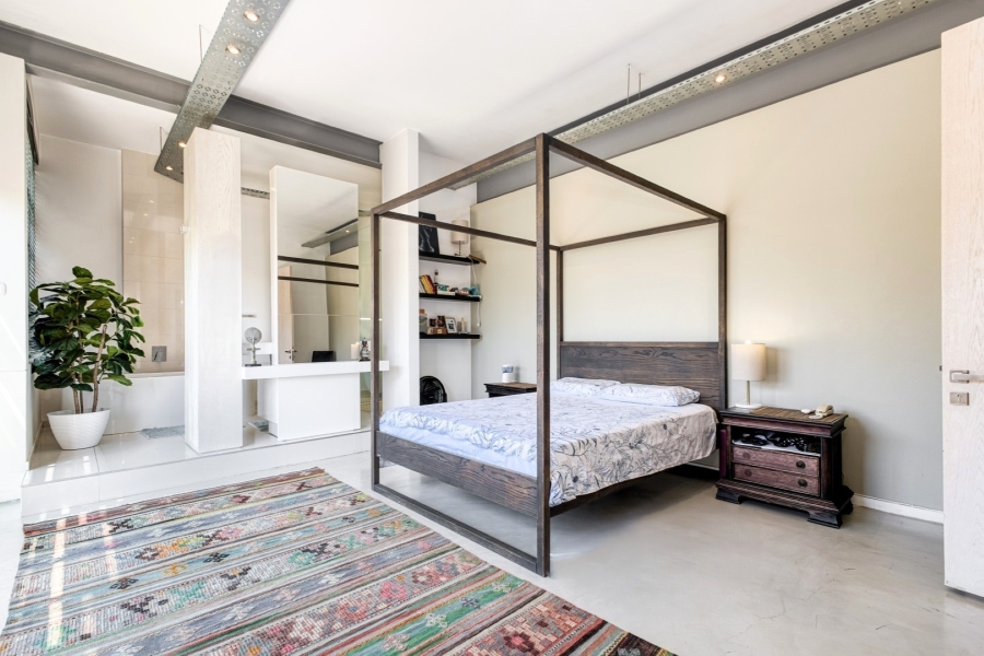 2 Bedroom Property for Sale in Dunkeld Gauteng