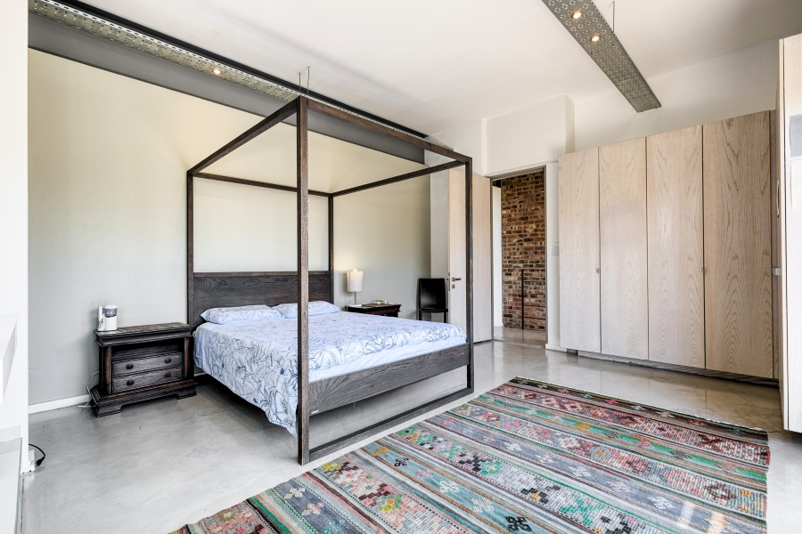 2 Bedroom Property for Sale in Dunkeld Gauteng