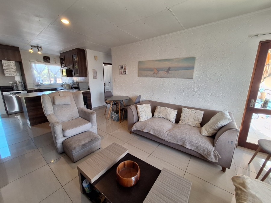 2 Bedroom Property for Sale in Fairland Gauteng