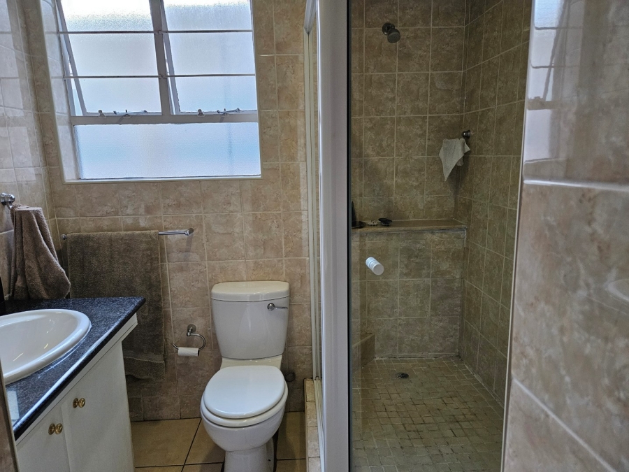 To Let 3 Bedroom Property for Rent in Illovo Gauteng