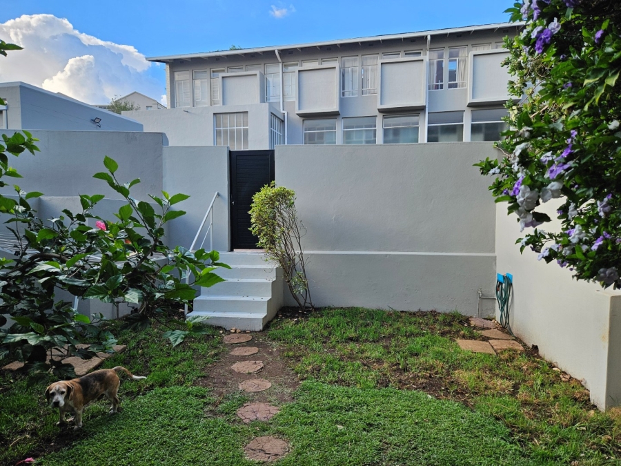 To Let 3 Bedroom Property for Rent in Illovo Gauteng
