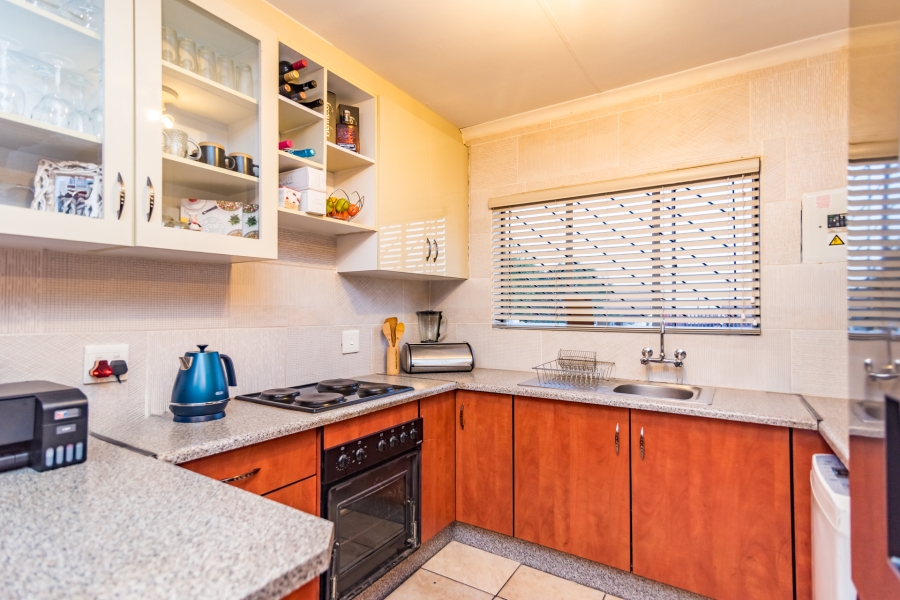 2 Bedroom Property for Sale in Witpoortjie Gauteng