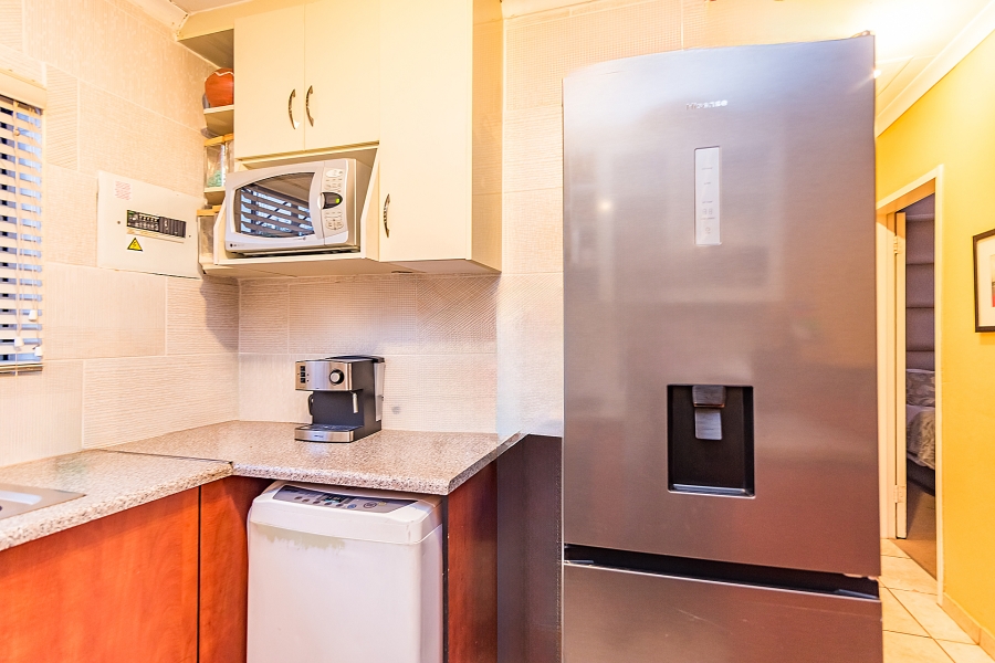 2 Bedroom Property for Sale in Witpoortjie Gauteng