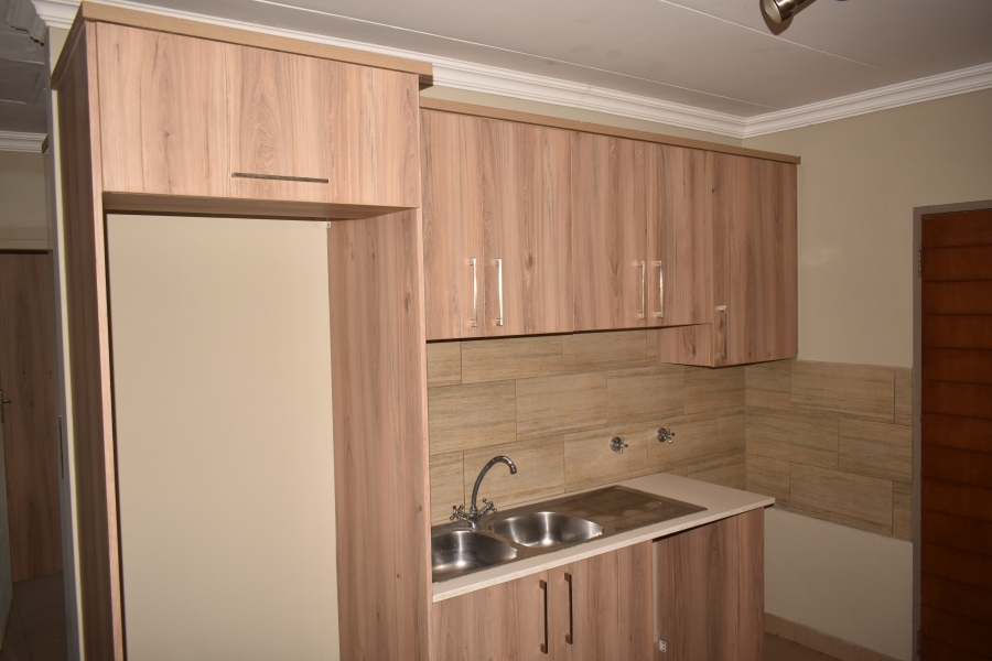 3 Bedroom Property for Sale in Andeon Gauteng