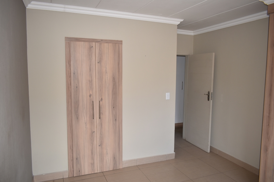 3 Bedroom Property for Sale in Andeon Gauteng