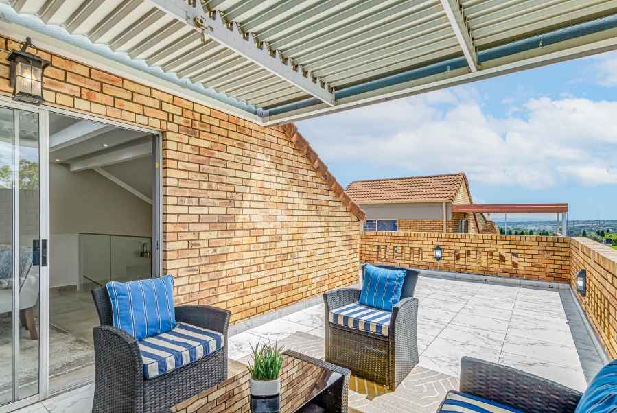 3 Bedroom Property for Sale in Noordhang Gauteng