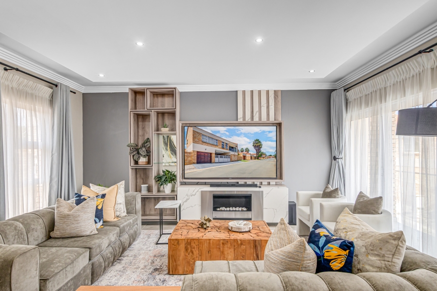 3 Bedroom Property for Sale in Noordhang Gauteng