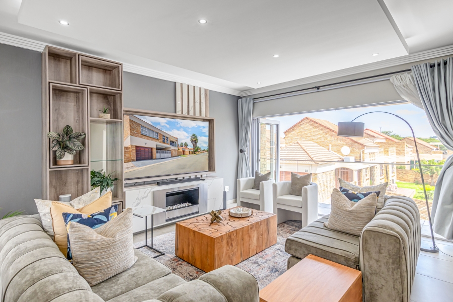 3 Bedroom Property for Sale in Noordhang Gauteng