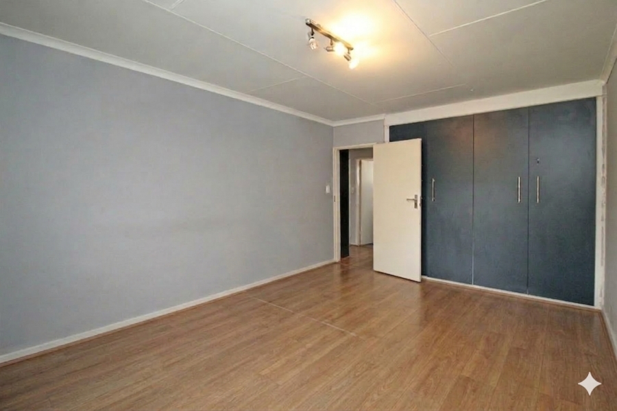 2 Bedroom Property for Sale in Kelvin Gauteng