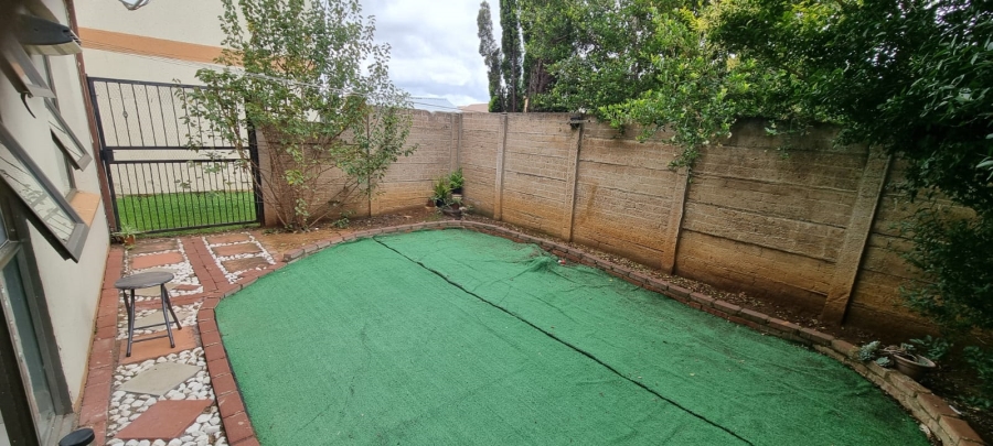 2 Bedroom Property for Sale in Parkrand Gauteng