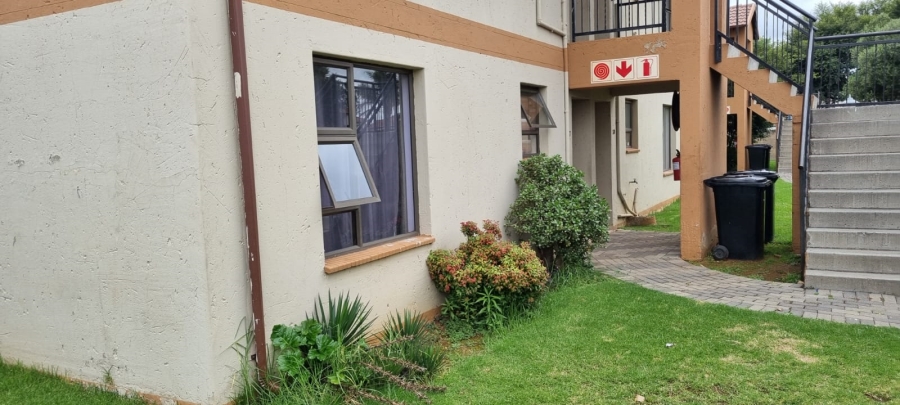 2 Bedroom Property for Sale in Parkrand Gauteng