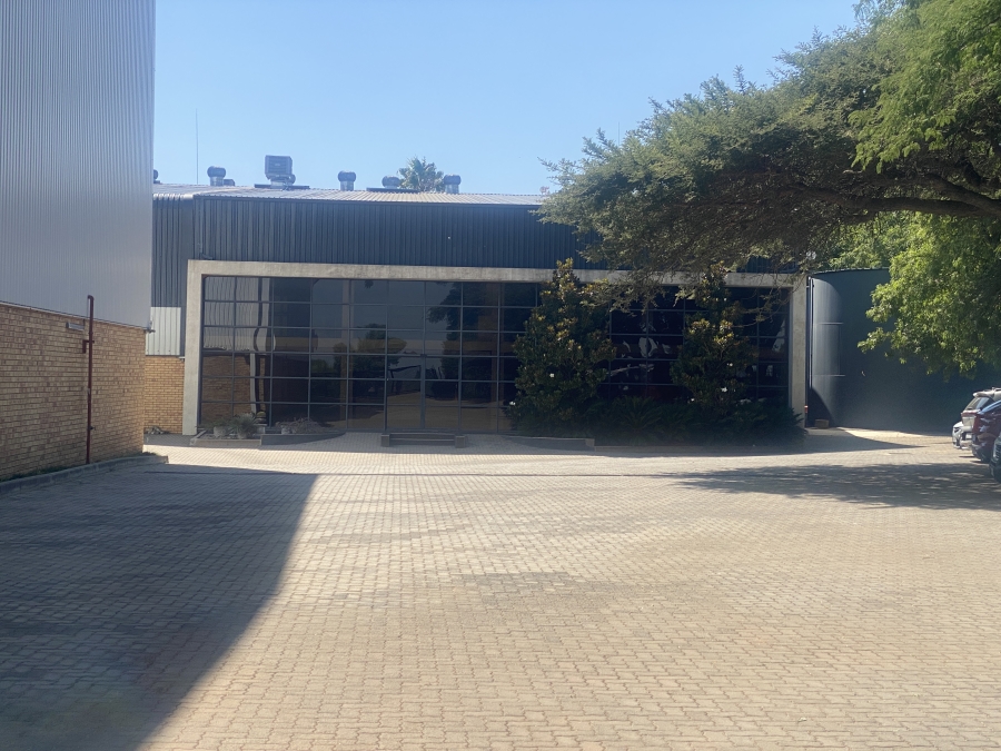Commercial Property for Sale in Randjespark Gauteng