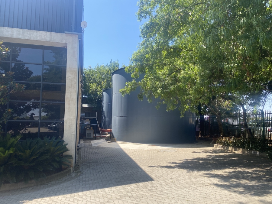 Commercial Property for Sale in Randjespark Gauteng