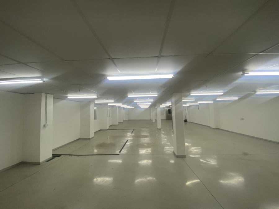 Commercial Property for Sale in Randjespark Gauteng