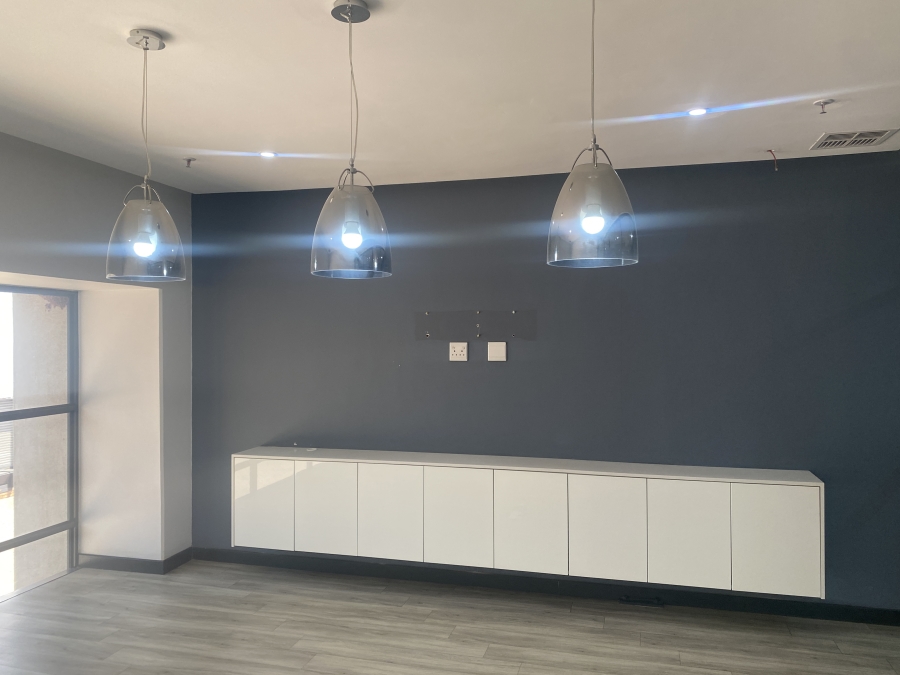 Commercial Property for Sale in Randjespark Gauteng