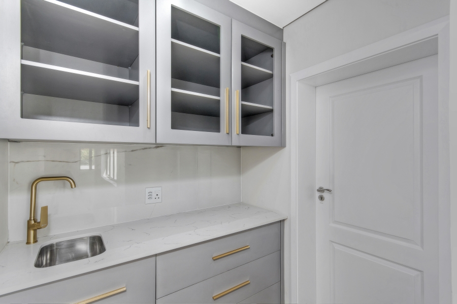 4 Bedroom Property for Sale in Kyalami Estates Gauteng