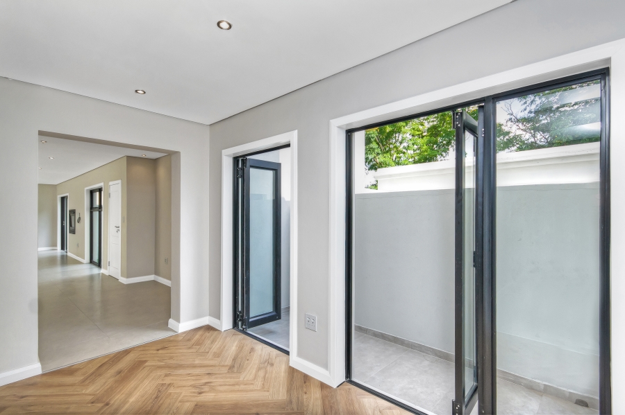 4 Bedroom Property for Sale in Kyalami Estates Gauteng