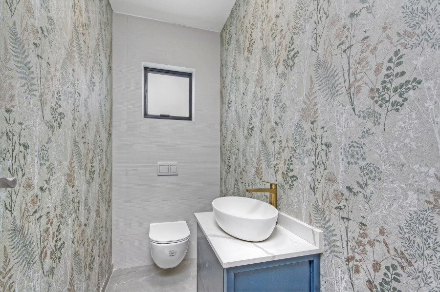 4 Bedroom Property for Sale in Kyalami Estates Gauteng