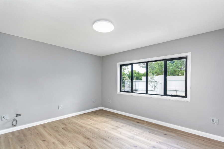 4 Bedroom Property for Sale in Kyalami Estates Gauteng