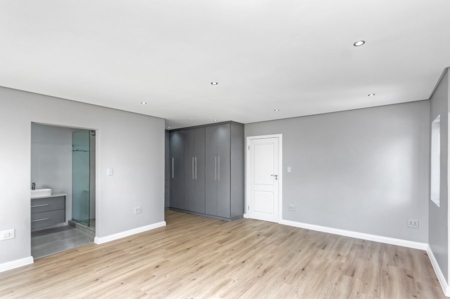 4 Bedroom Property for Sale in Kyalami Estates Gauteng