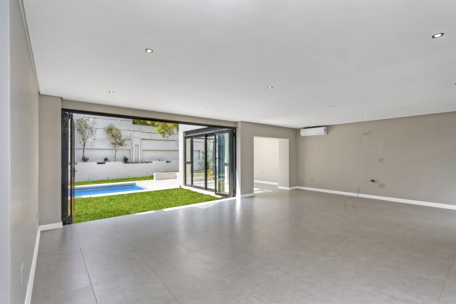 4 Bedroom Property for Sale in Kyalami Estates Gauteng