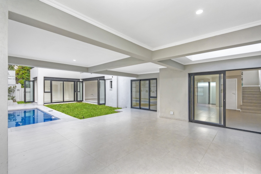 4 Bedroom Property for Sale in Kyalami Estates Gauteng