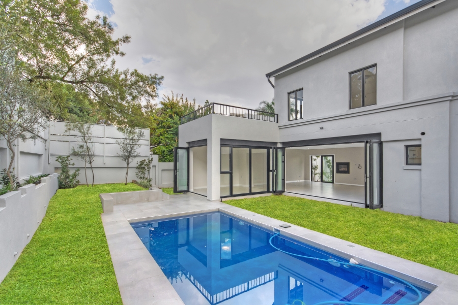 4 Bedroom Property for Sale in Kyalami Estates Gauteng