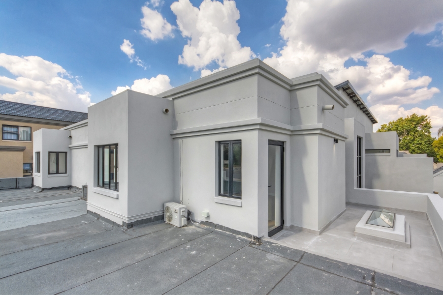 4 Bedroom Property for Sale in Kyalami Estates Gauteng