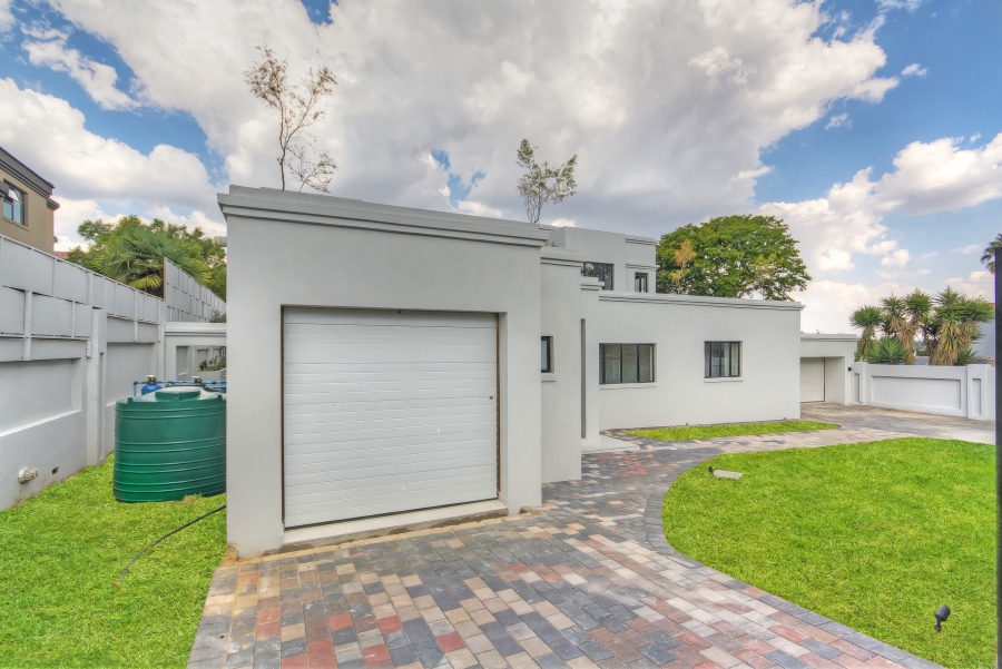 4 Bedroom Property for Sale in Kyalami Estates Gauteng