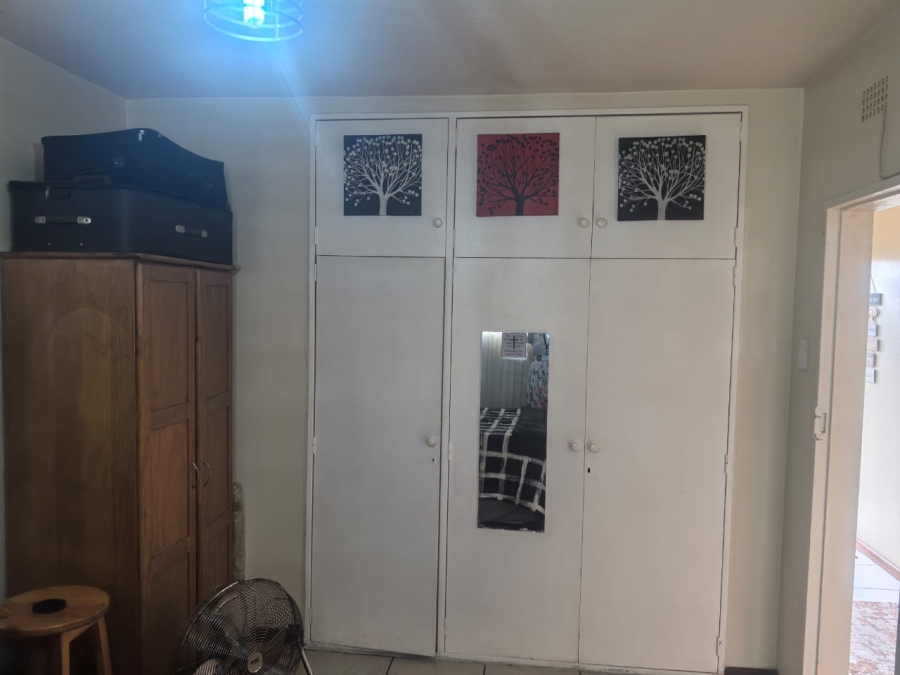 1 Bedroom Property for Sale in Witpoortjie Gauteng