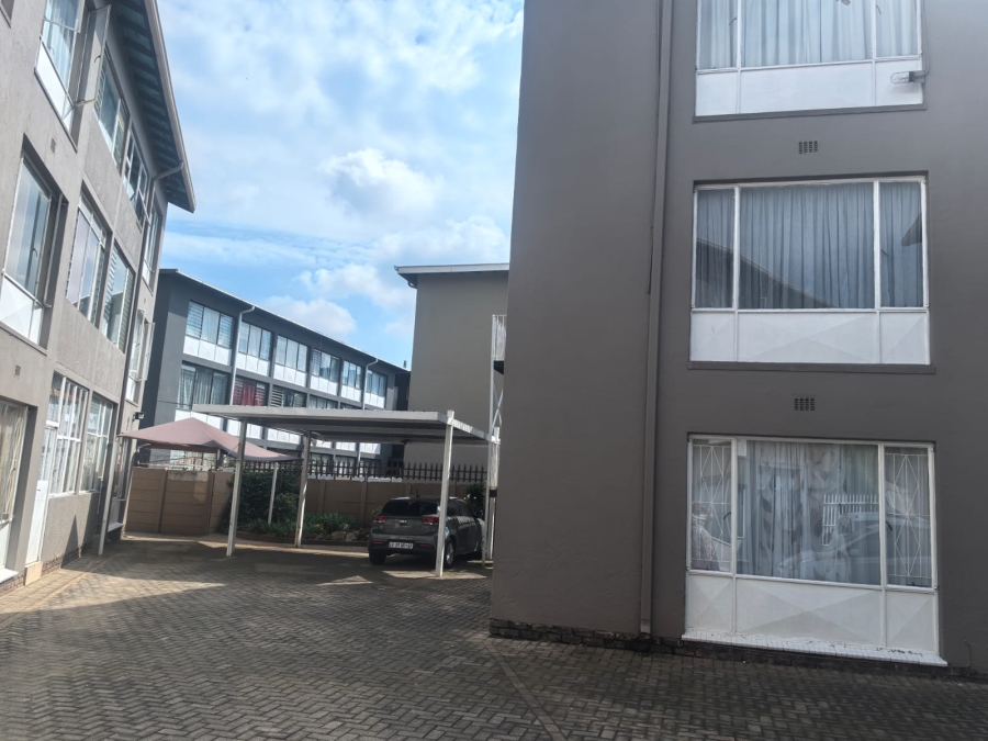 1 Bedroom Property for Sale in Witpoortjie Gauteng