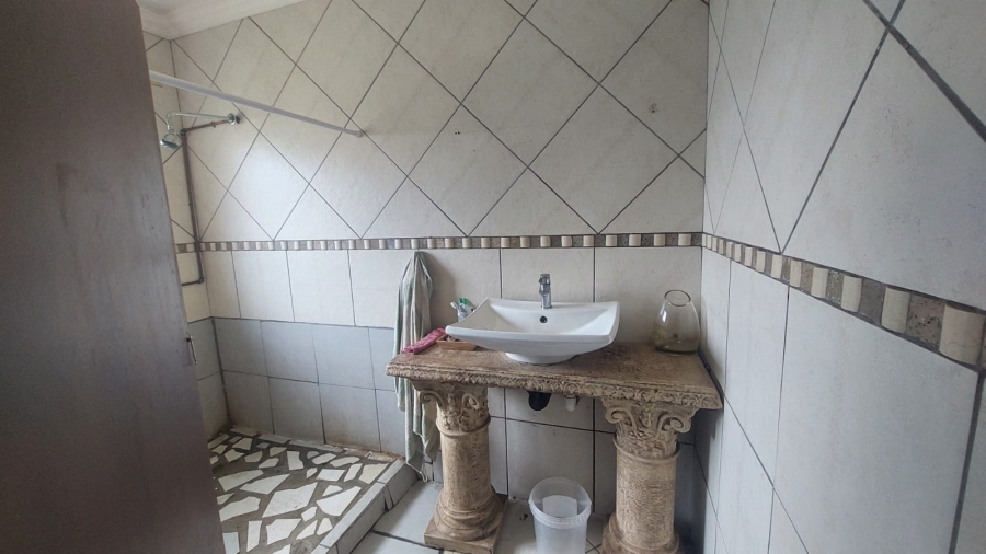 4 Bedroom Property for Sale in Krugersdorp West Gauteng