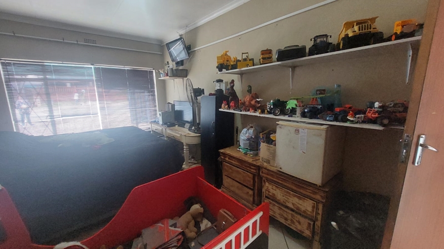4 Bedroom Property for Sale in Krugersdorp West Gauteng