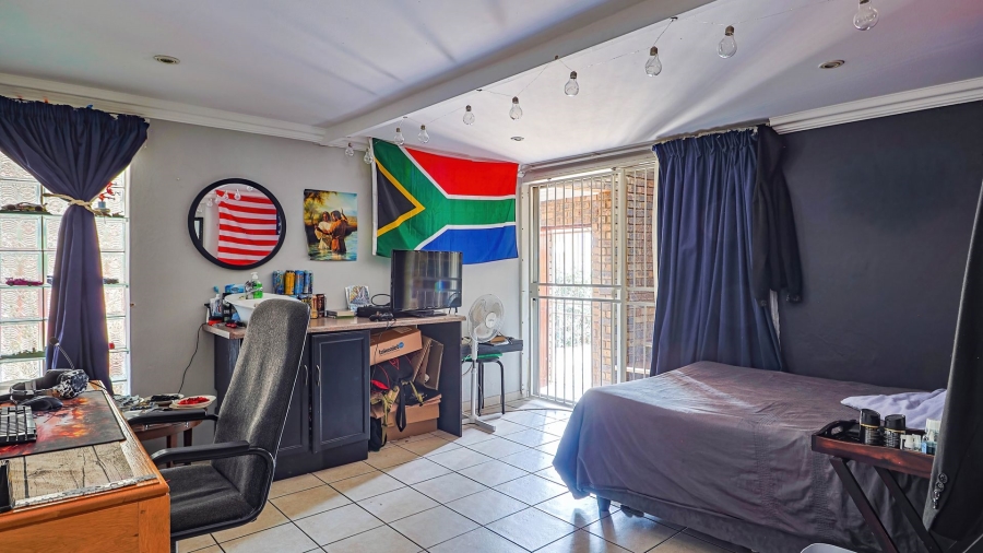 3 Bedroom Property for Sale in Moreleta Park Gauteng