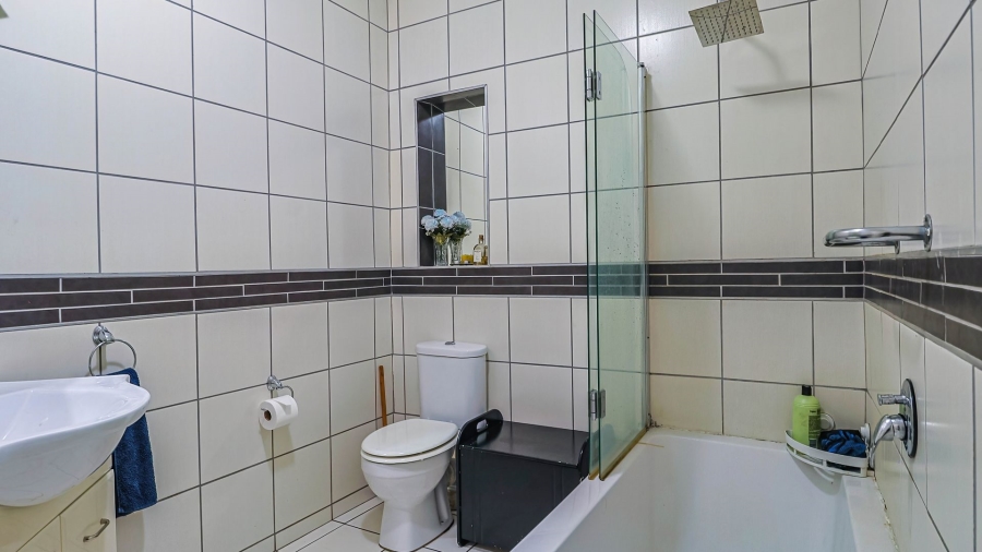 3 Bedroom Property for Sale in Moreleta Park Gauteng