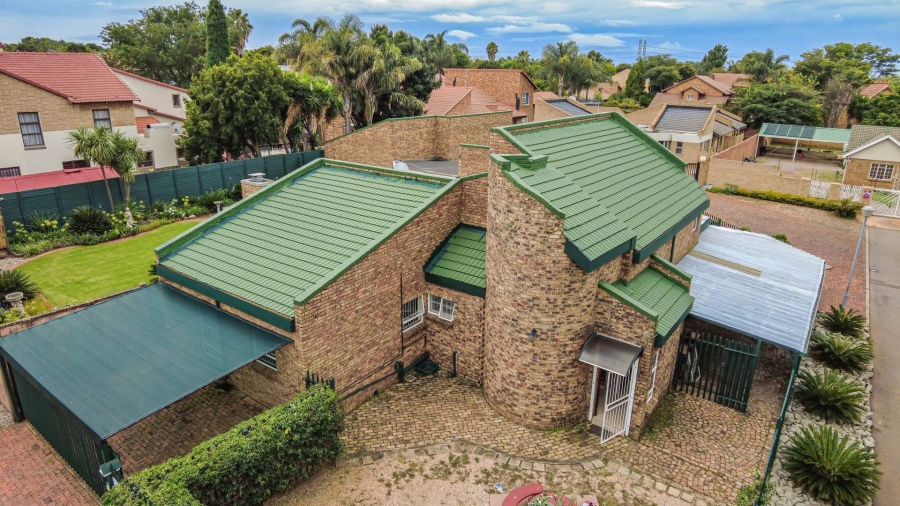 3 Bedroom Property for Sale in Moreleta Park Gauteng