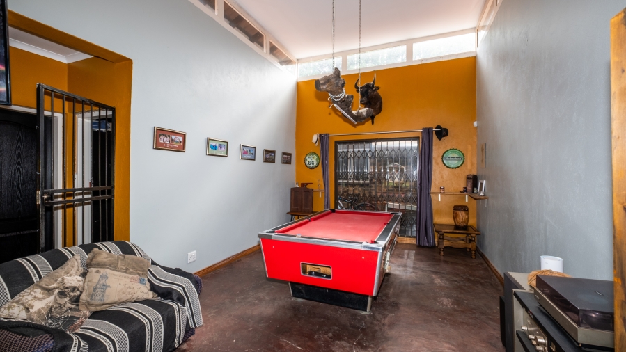 5 Bedroom Property for Sale in The Reeds Gauteng