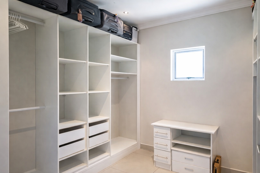 5 Bedroom Property for Sale in Sable Hills Gauteng