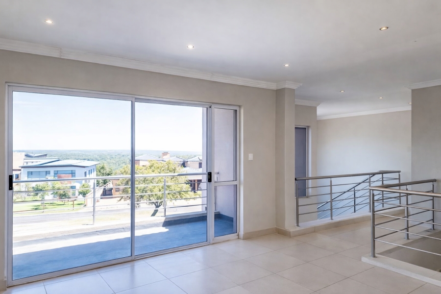 5 Bedroom Property for Sale in Sable Hills Gauteng