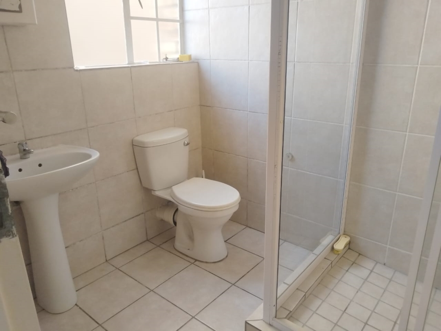 2 Bedroom Property for Sale in North Riding Gauteng