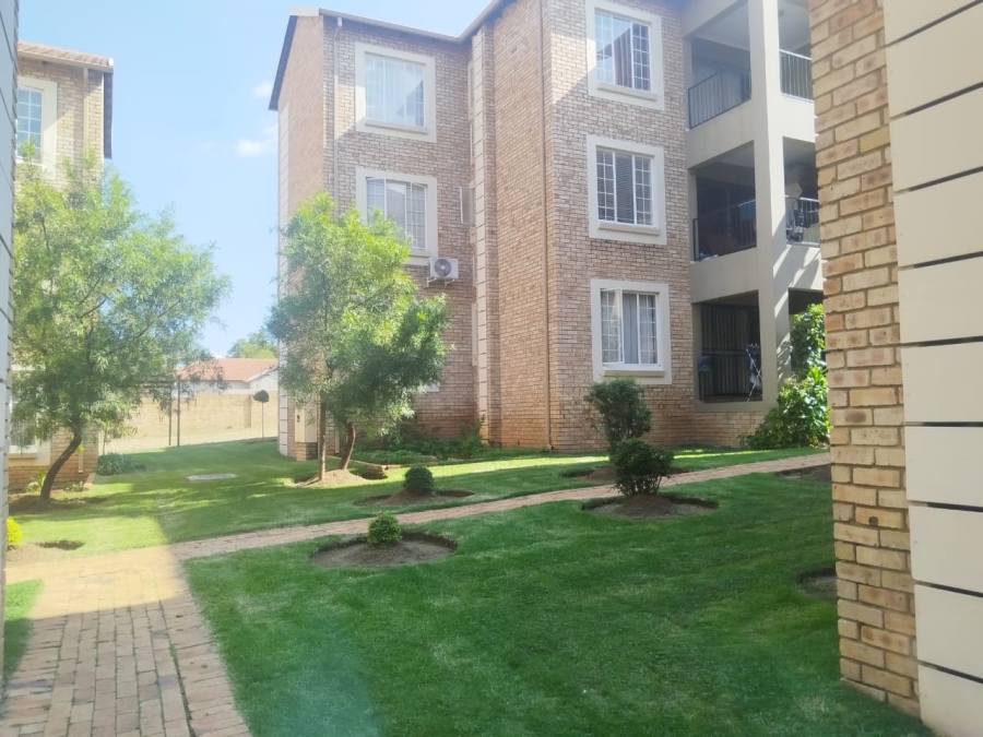 2 Bedroom Property for Sale in North Riding Gauteng