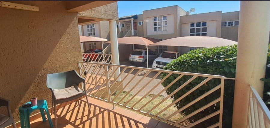 1 Bedroom Property for Sale in Mondeor Gauteng