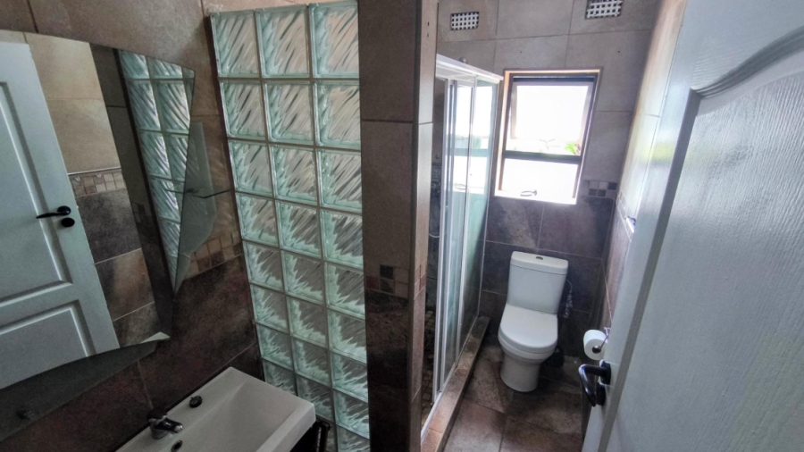 3 Bedroom Property for Sale in Brackenhurst Gauteng