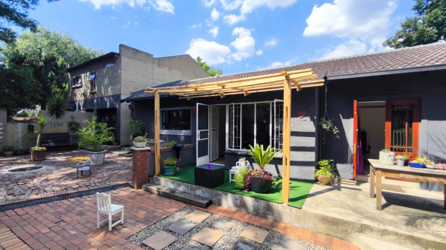3 Bedroom Property for Sale in Brackenhurst Gauteng
