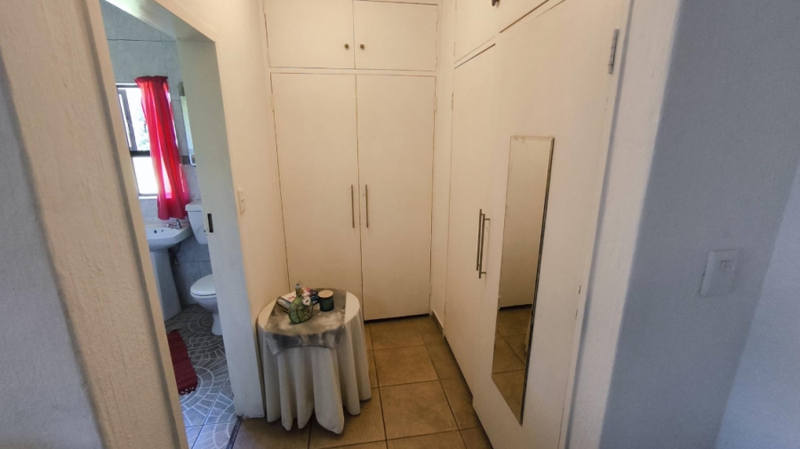 3 Bedroom Property for Sale in Brackenhurst Gauteng