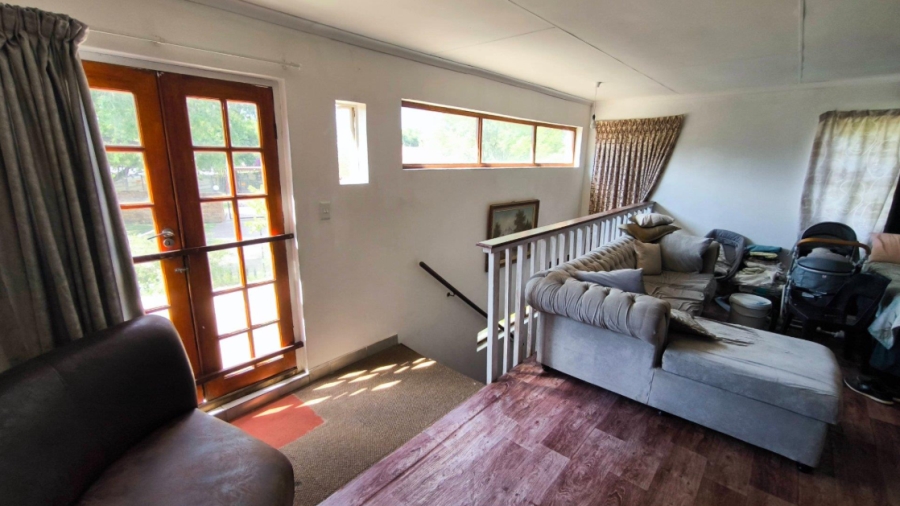 3 Bedroom Property for Sale in Brackenhurst Gauteng