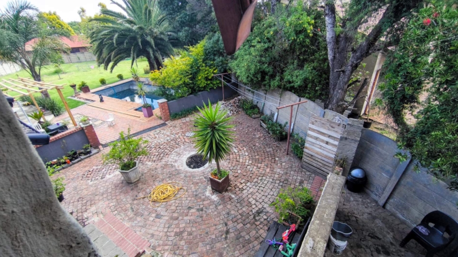 3 Bedroom Property for Sale in Brackenhurst Gauteng