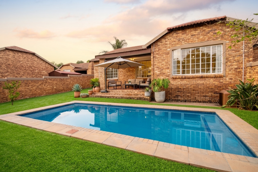 3 Bedroom Property for Sale in North Riding Gauteng