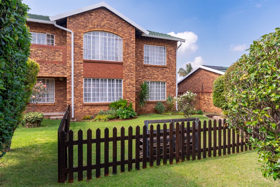 2 Bedroom Property for Sale in Farrarmere Gauteng