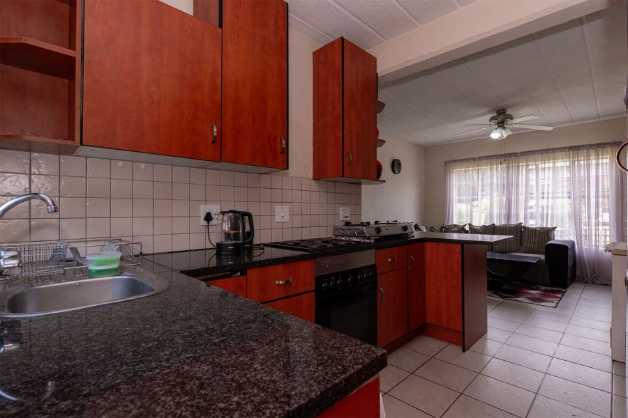 2 Bedroom Property for Sale in Farrarmere Gauteng